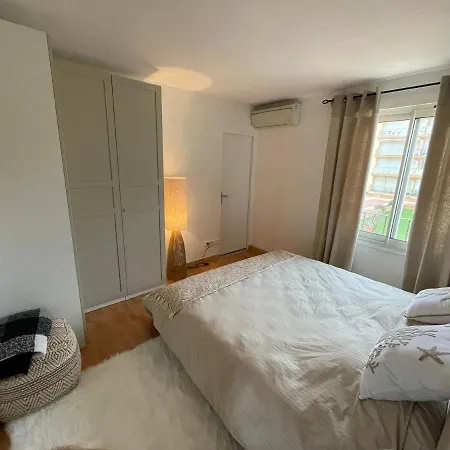 New Cosy Flat Tropez 쎙뜨호뻬