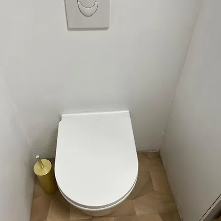 New Cosy Flat Tropez 아파트